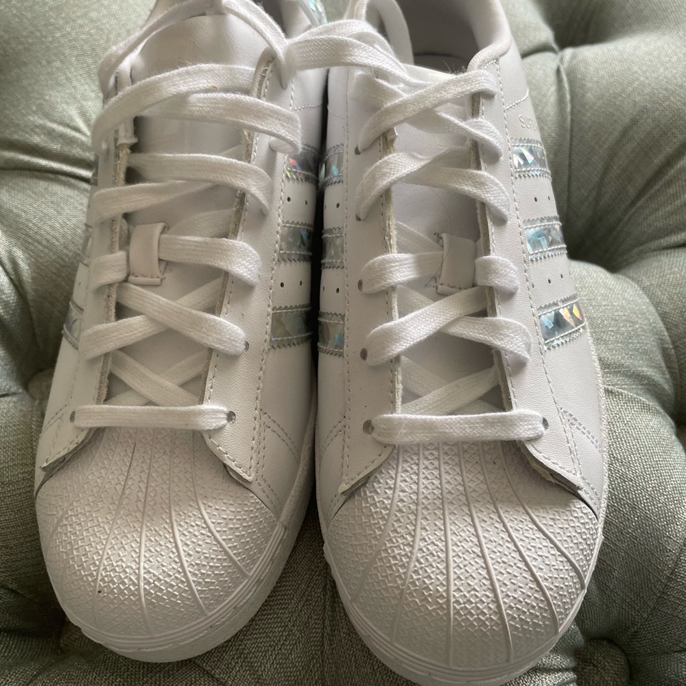White Superstar Adidas